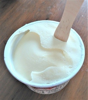 開封直後のハーゲンダッツ