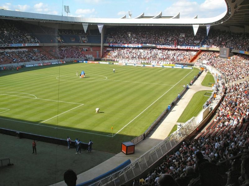 試合が行われたスタジアム「パルク・デ・プランス」（写真はWikimedia Commonsより）