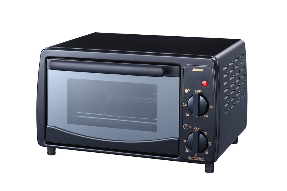 コンパクトサイズのノンフライオーブントースター　泉精器「CA-OT56」