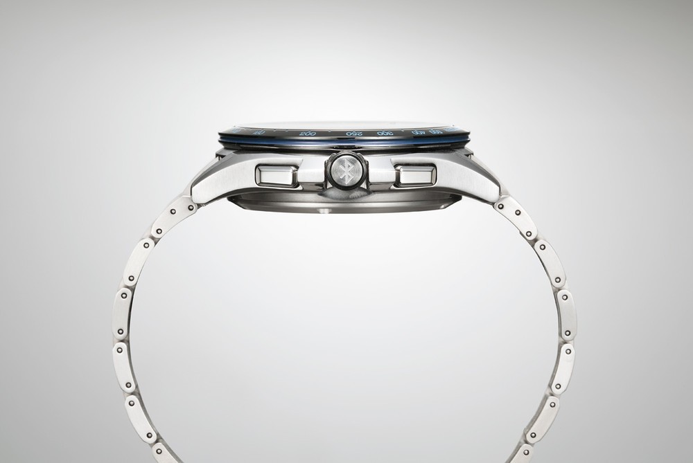 「BZ1034-52E」側面