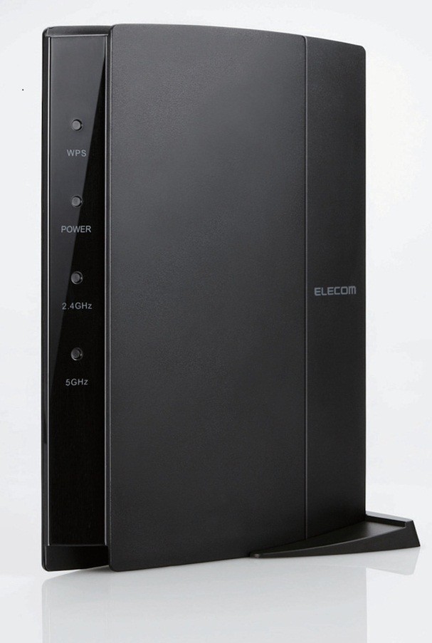 3人家族全員がスマホやテレビでネットを同時使用しても快適通信...エレコムの無線LANルーター