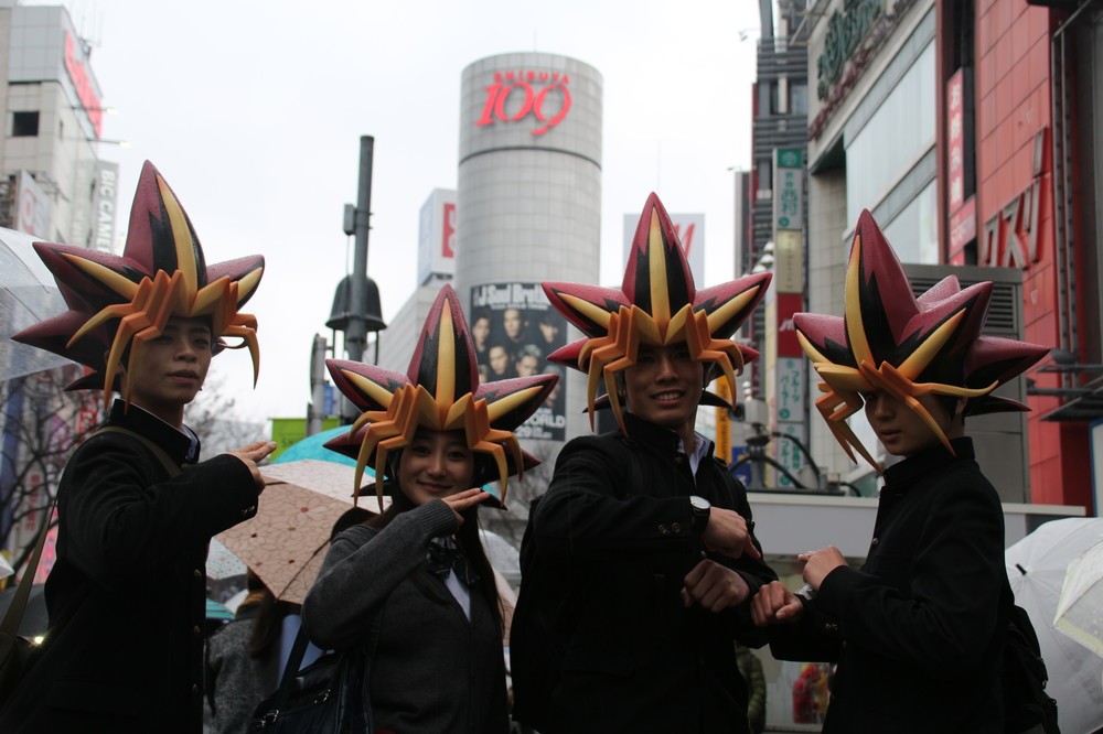 「遊戯王 デュエルリンクス」早くも3500万DL突破！　記念イベントで渋谷が「フラッシュの嵐」に