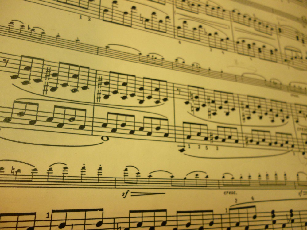 春の雰囲気が感じられる軽やかな第4楽章