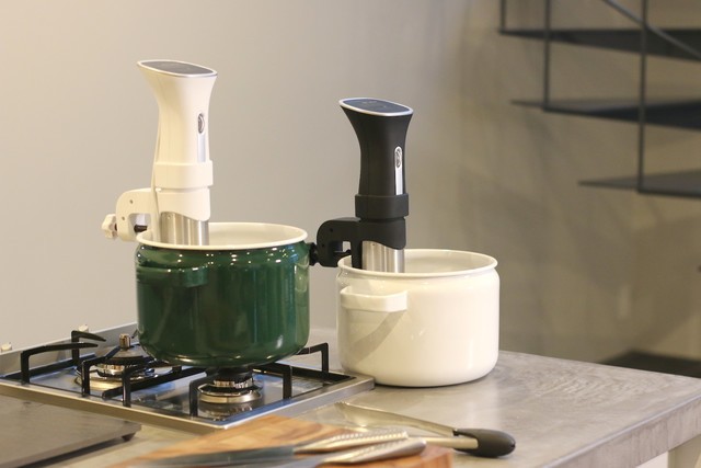 フレンチレストランの真空・低温調理を家庭で再現　赤身のブロック肉や鳥むね肉をジューシーに