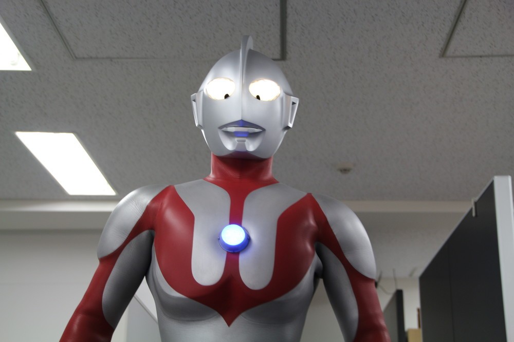 ウルトラマン参上！