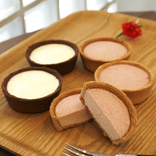 ミルクが濃厚な希少糖入りチーズタルト　5月だけの限定販売
