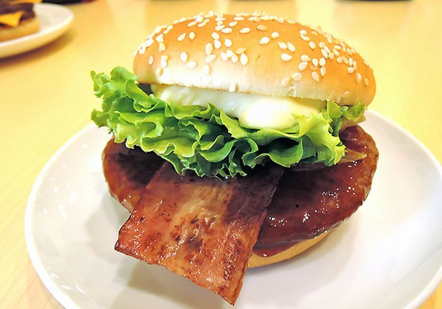 「裏てりやきマックバーガー」