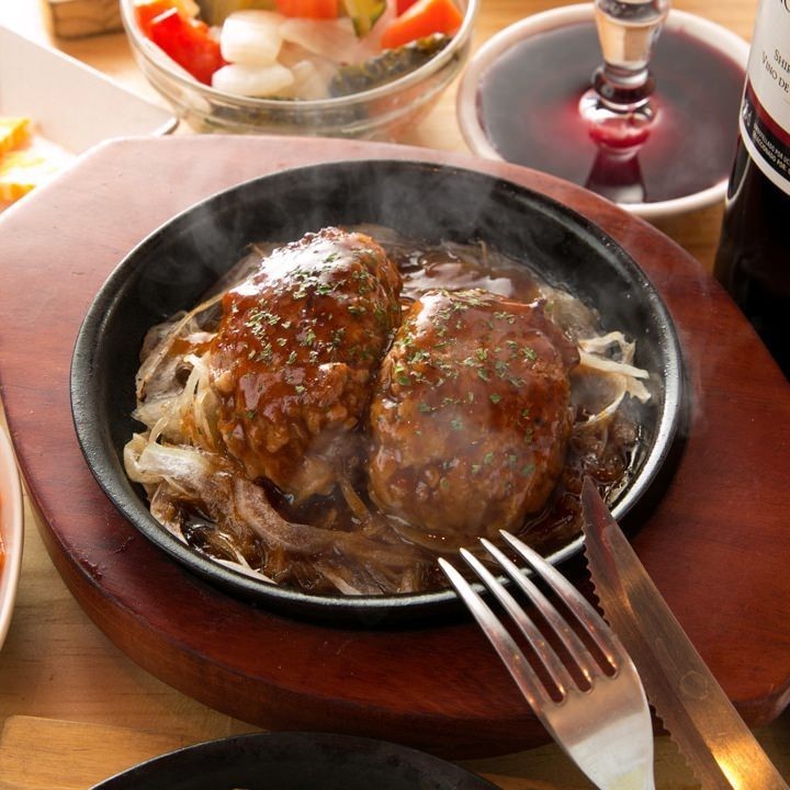 手ごねハンバーグ