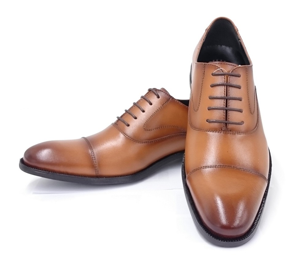 「通気孔」付きP.S.FAの新ビジネスシューズ　夏のムレを撃退しデザインも◎