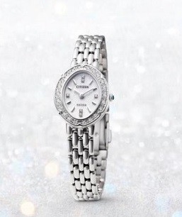 シチズン時計初！　文字板に「和紙」を用いた光発電エコ・ドライブ搭載の腕時計