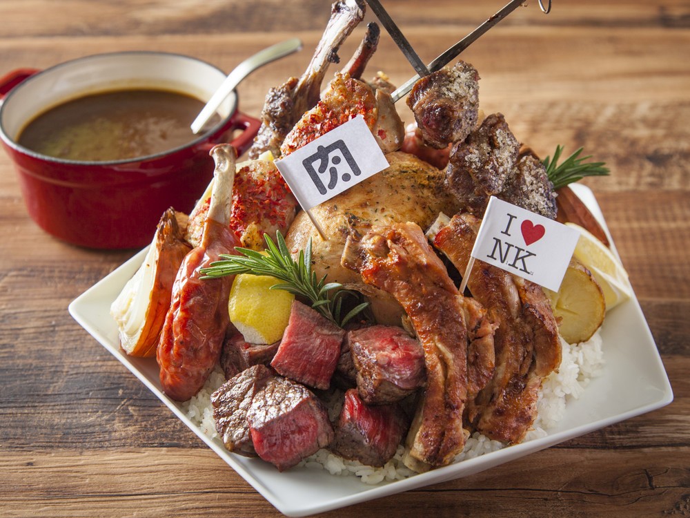 総重量2.9キロの肉カレー完食なるか！？　「肉のペンタゴン」出現！　