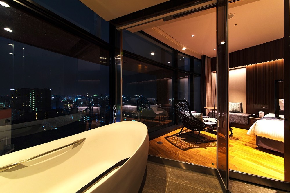 「観光」できるホテル、ついに誕生　 JR九州ホテル「ブラッサム那覇」開業