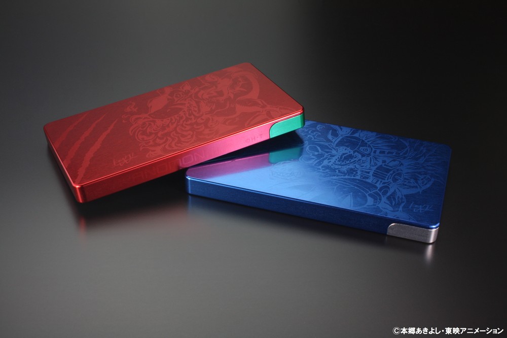 デジモン初！「ティラノモン」「メタルグレイモン」デザインの名刺入れ