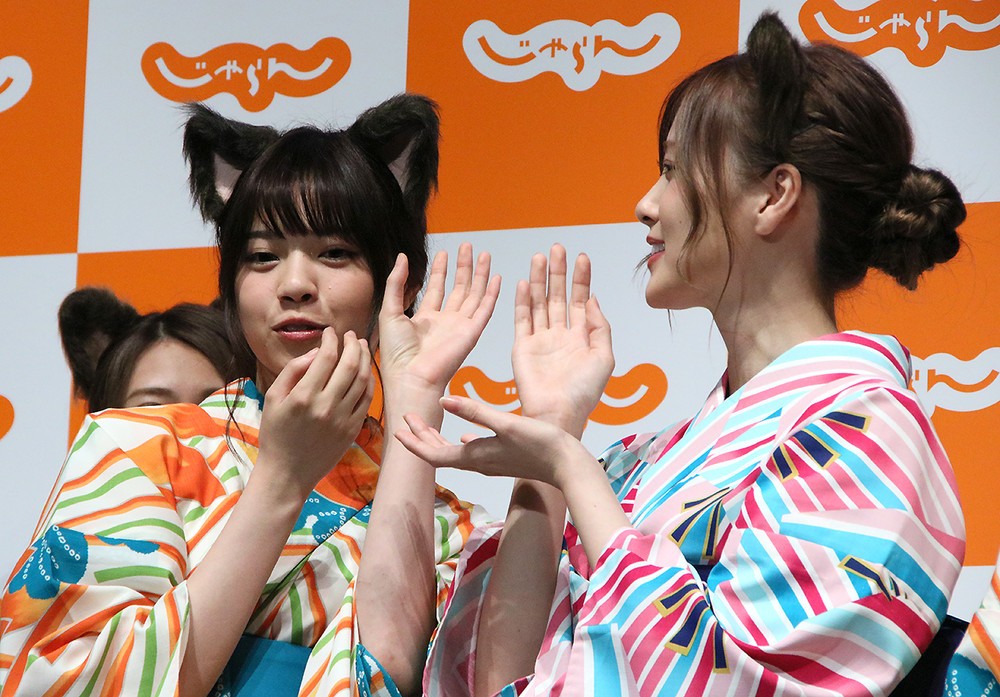 「にゃらん」との共演を語る西野さんと白石さん