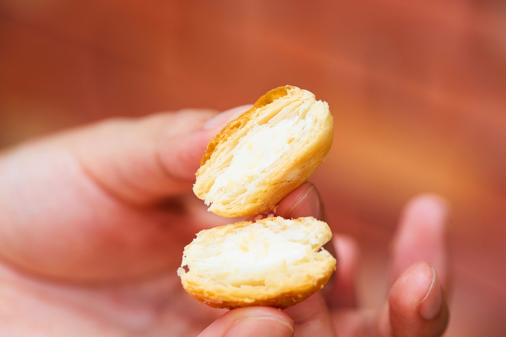 共同開発したメープルが香るソフトクリーム風味のオリジナルチョコレート