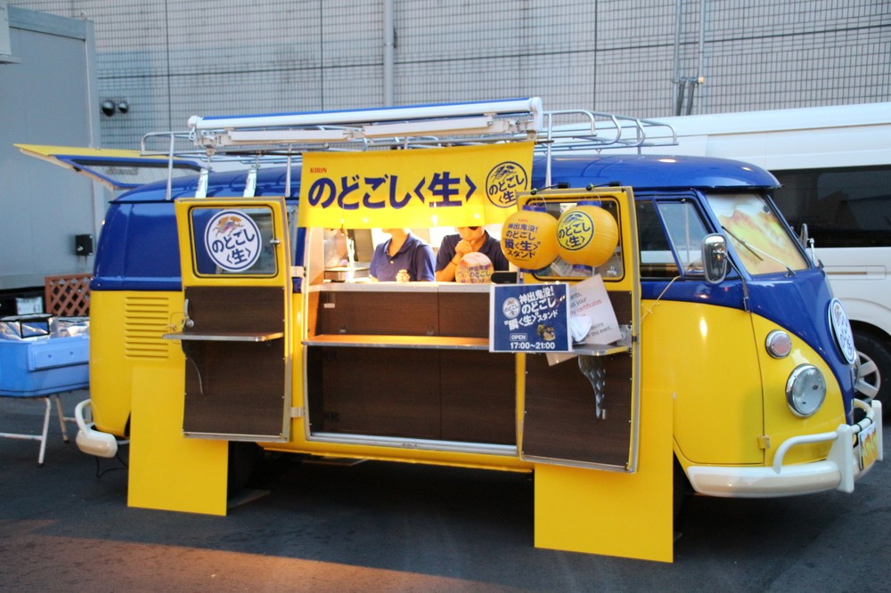 キリン、神出鬼没のスタンド開店　100円で「キンキン」に冷えた極上の一杯体験