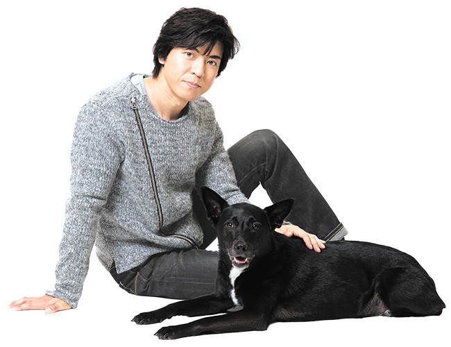 上川隆也さんとノワール（撮影／岡田晃奈）