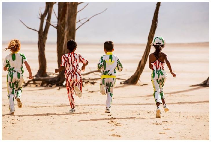 手描きイラストのコラボキッズコレクション「adidas Originals by Mini Rodini」