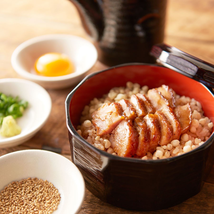 鶏の蒲焼ひつまぶし（通常税別380円）