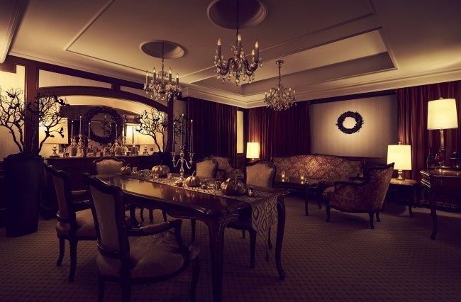 ゴージャスでちょっぴりホラー「大人のハロウィンスイート」プラン　リーガロイヤルホテル