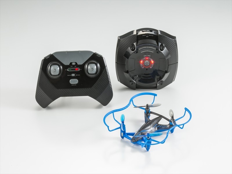 初心者でもOK　手軽に飛ばせてバトルゲームやレースも楽しめるドローン