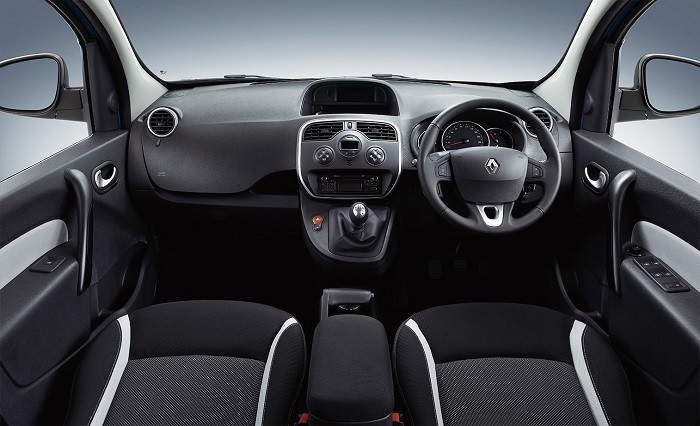 フレンチスタイルドライブを楽しむための限定車登場！
