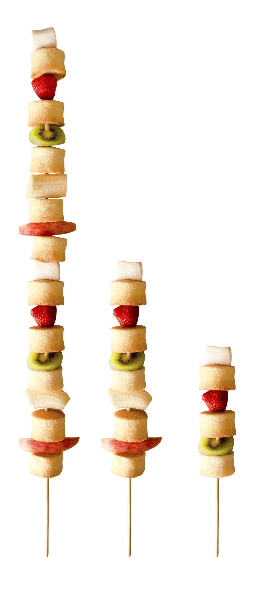 大阪の新名物！？　80センチの「超特大串パンケーキ」　自由にデコって味もアレンジ