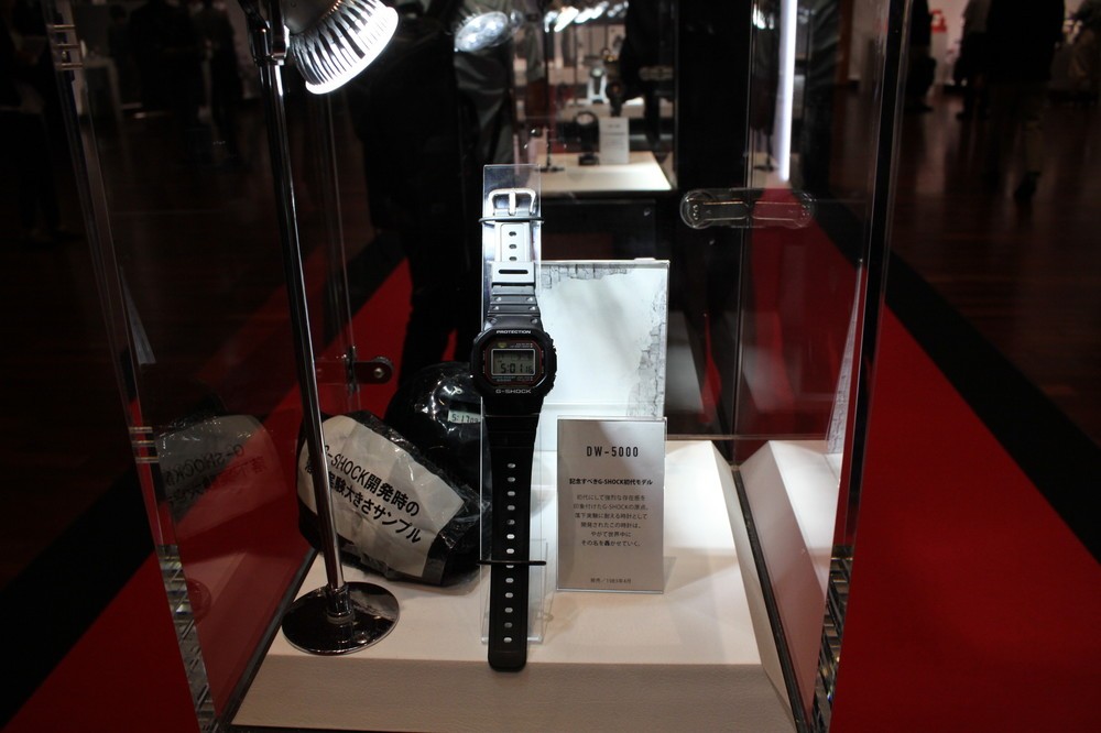「G-SHOCK」初代モデル「DW-5000」