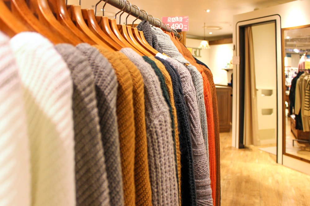 【激論】洋服を買うとき、そのブランドの服を着て行ける？