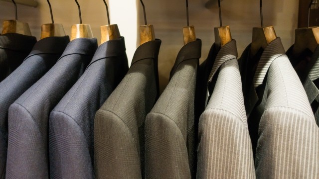 25年以上もほったらかし！？　約9割のクリーニング店にある「放置服」の実態