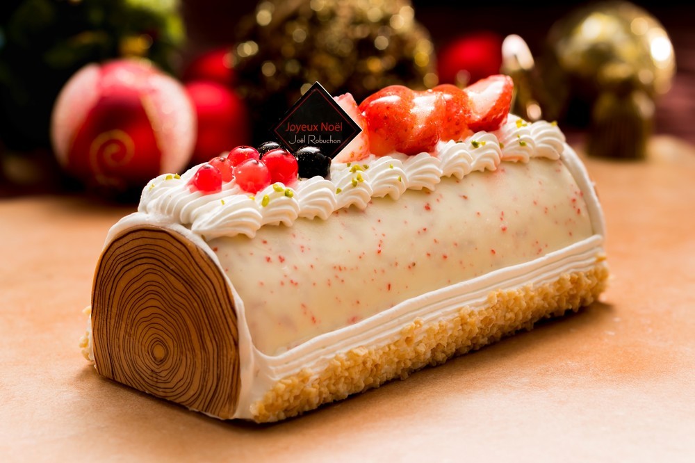ジョエル・ロブション氏監修　甘さ控えめなクリスマスアイスケーキが日本初上陸
