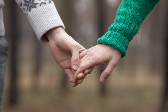 朝日新聞がシングルの出会いの場を提供　40歳以上をターゲット