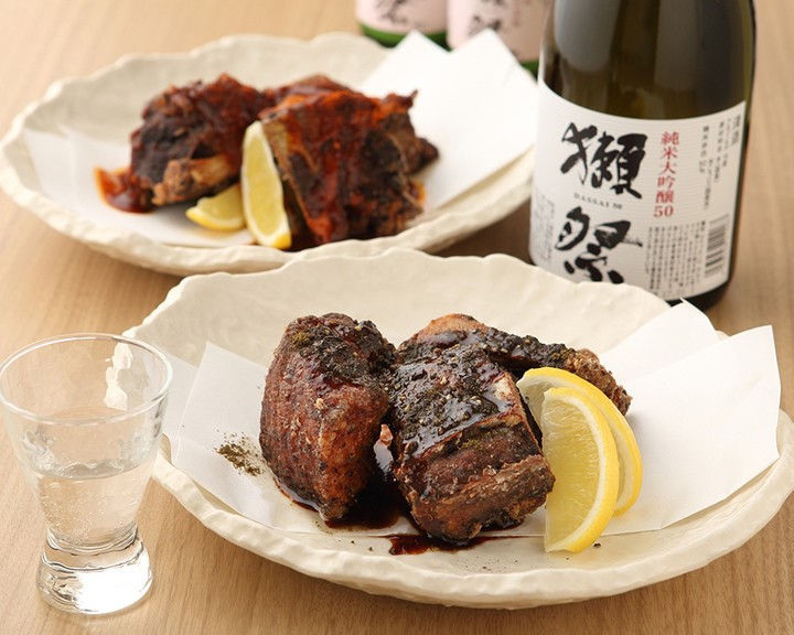 名物赤バサラ・黒バサラ