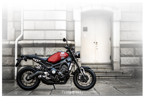 ヤマハのロードスポーツモデル「XSR900 ABS」に新色の鮮やかなレッドが登場