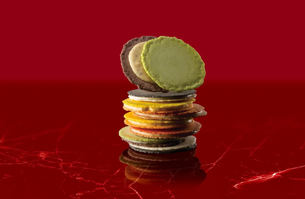 世界4大料理の食材が融合　1枚で楽しむ大人のえびせん！