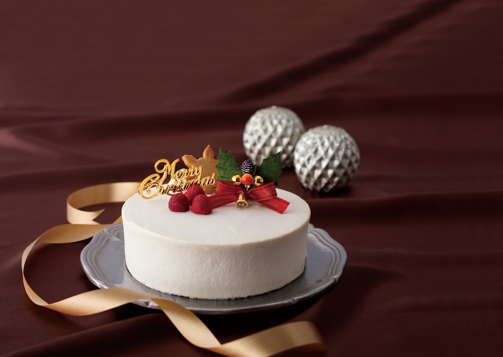 94％糖質オフのラズベリークリスマスケーキ
