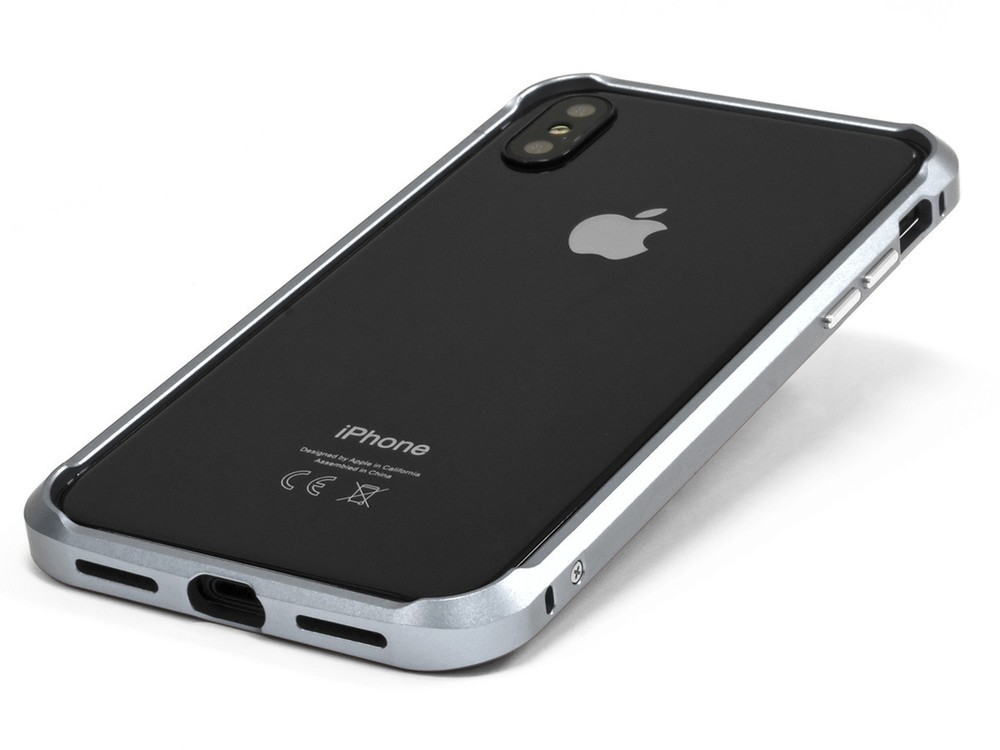 金属製の弱点・電波干渉を抑え、端末をしっかりプロテクト　iPhone X／Xperia XZ1向けアルミバンパー