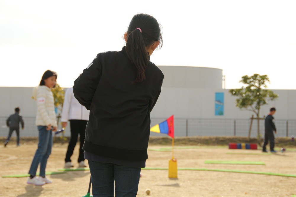 はじめてのゴルフに夢中