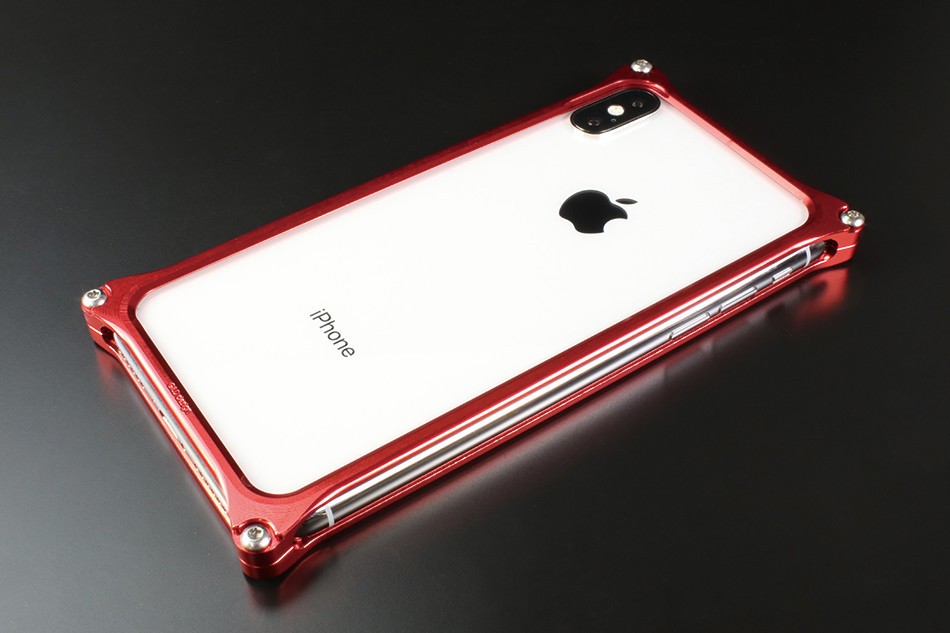 最高品質のジュラルミン無垢材から削り出したiPhone X向けバンパーケース