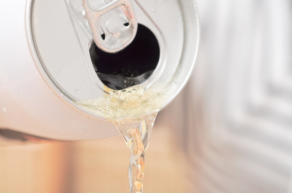 「家飲み」派が増加！　お手頃価格でしっかり酔えそう、高アルコール飲料に注目