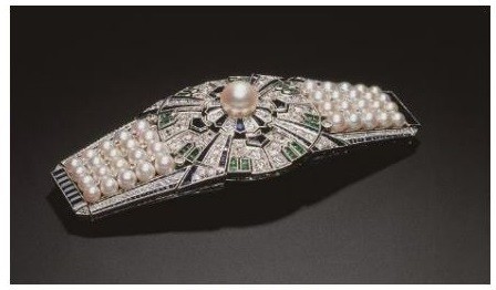 真珠発明125周年を記念した新作ジュエリー
