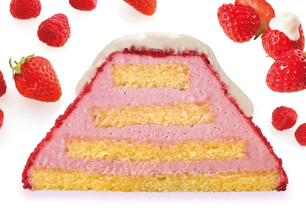 中は、苺ミルククリームとスポンジの紅白仕様だ