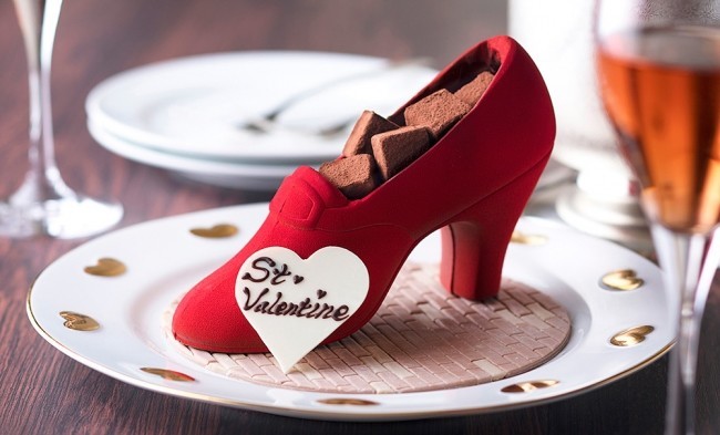 横浜ベイホテル東急「Sweet Valentine Gift」　赤い靴のチョコギフト付き宿泊プラン