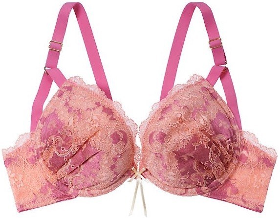 デートに人気の「フェロモンブラ」