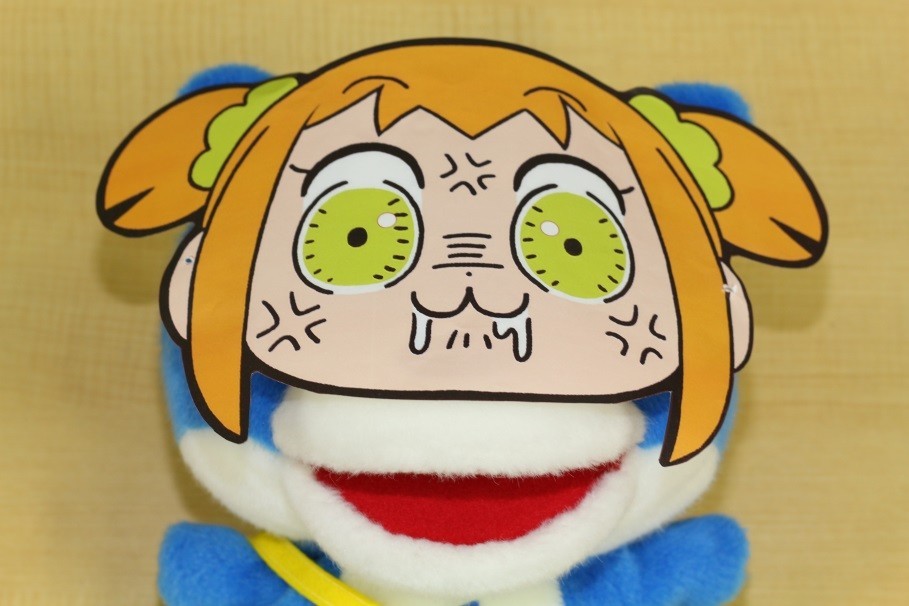 「ポプテピピック」お面をまた配るぞー　3連休最終日の「リベンジ戦」に備えよ