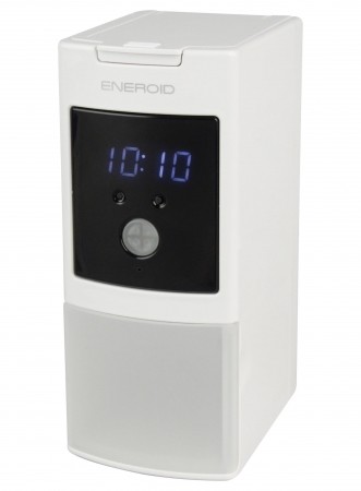 単3形充電池20本をまとめてチャージ　家庭やオフィスで使える急速充電器