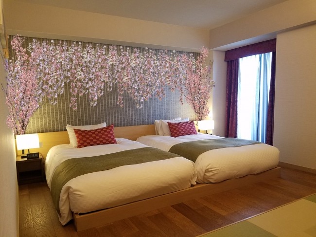 客室も桜で彩った「お花見ステイプラン」　リーガロイヤルホテル京都