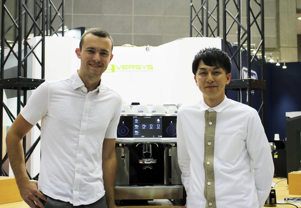 トップバリスタもうなるコーヒーのクオリティー　デロンギの業務用ブランド「エバシス」の魅力