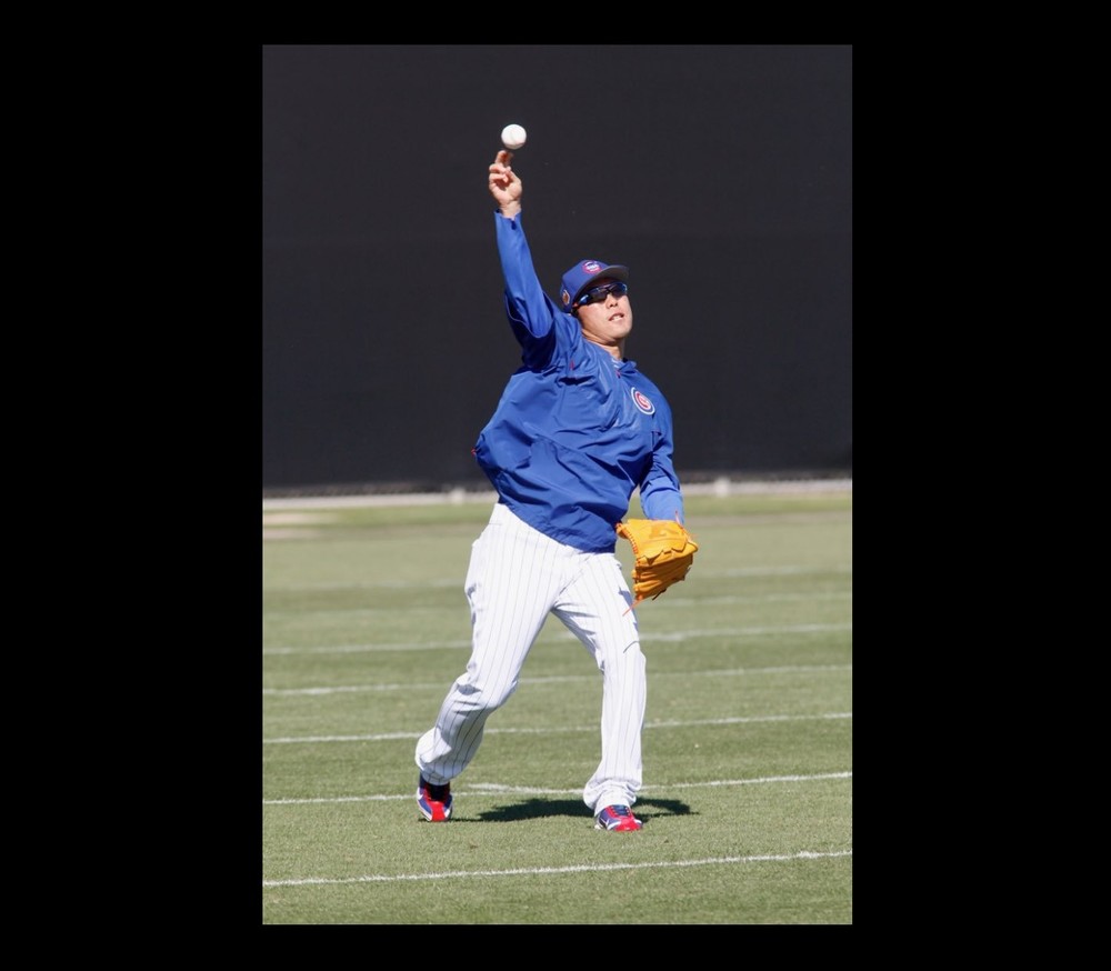 上原浩治「日本球界復帰」ならどこに？　ユニホームにそでを通した「あのチーム」