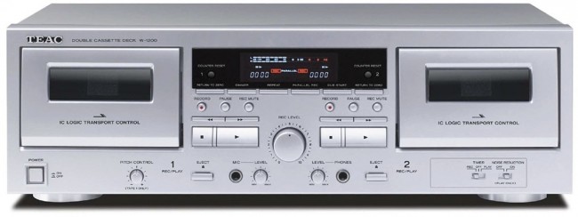 PCでデジタル録音できるダブルカセットデッキ